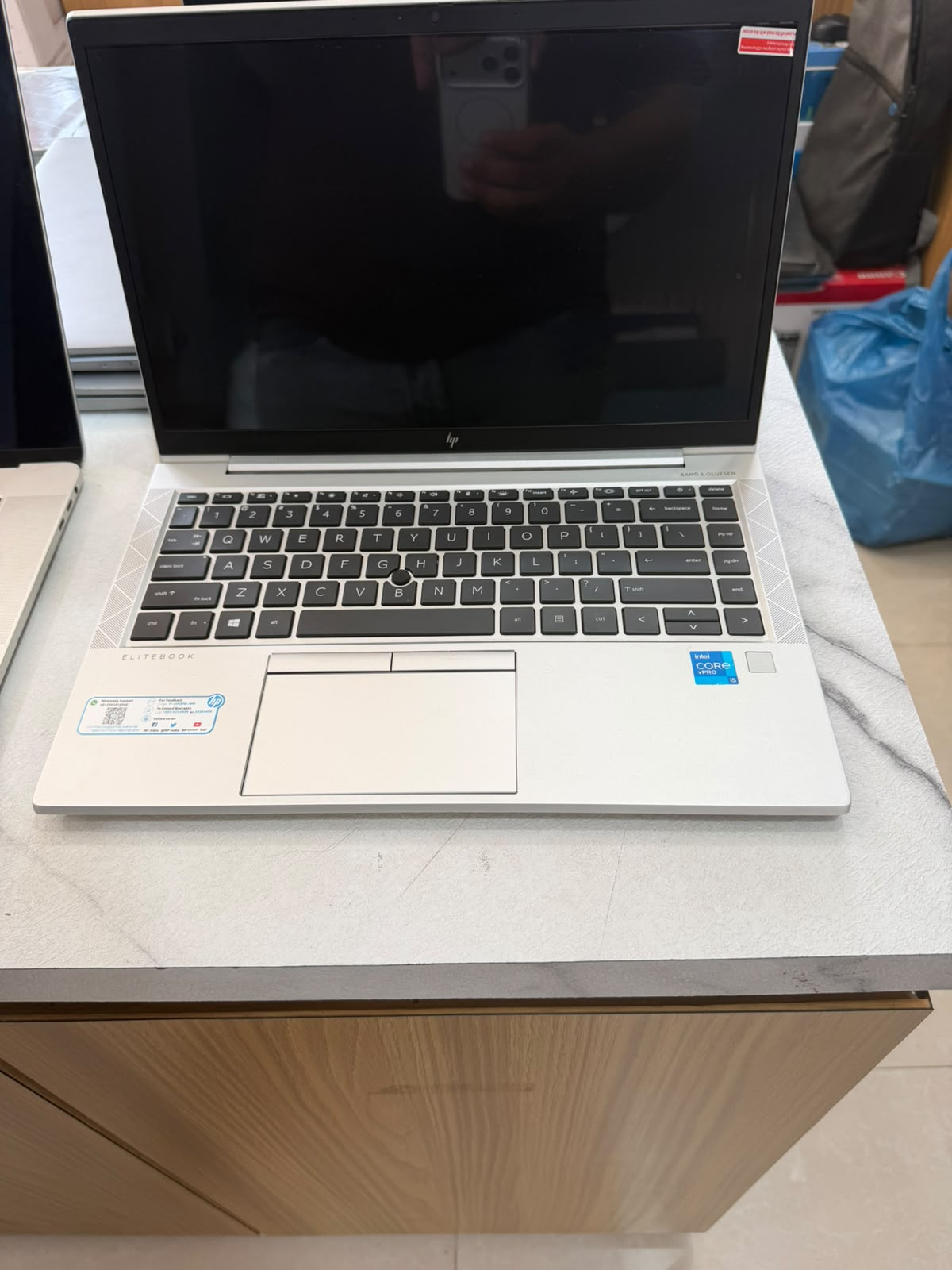 Refurbished HP EliteBook open
